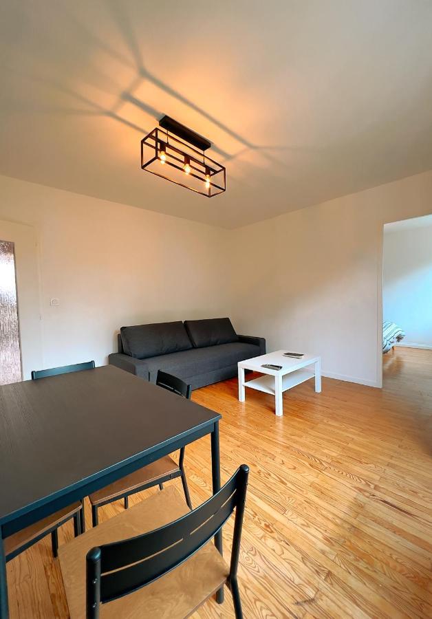 Spacieux Avec Balcon Apartment *